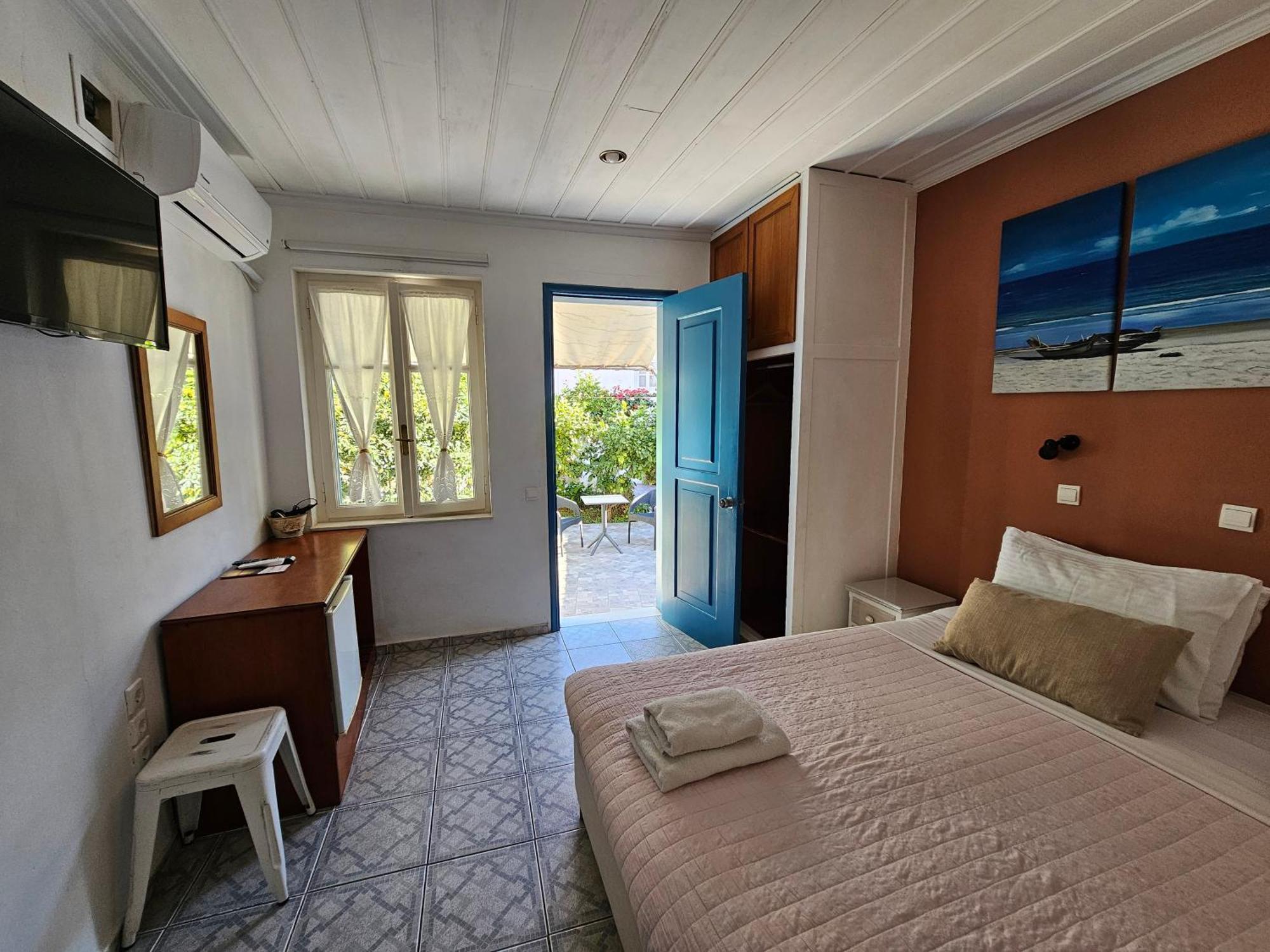 Hotel Kirki Hydra Extérieur photo